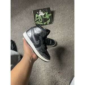 Size 4y- Nike Air Jordan 1 Retro High Top Anti Gravity Glossy Black Patent